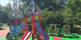 Полиуретановый клей для резиновой крошки